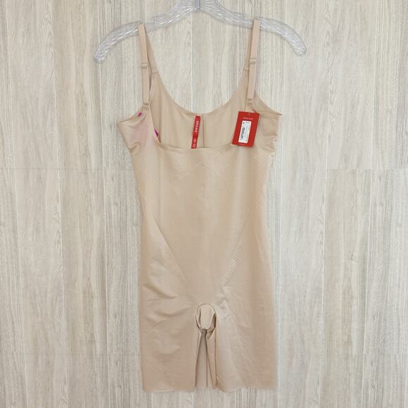 SPANXshape Bodysuit Size Small Invisible Open-Bust Mid-Thigh Champagne Beige - Picture 3 of 16